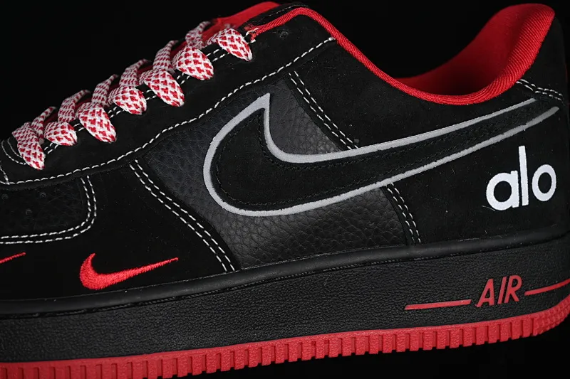 All categories Nk Air Force 1 Air Force series Nk Air Force 1 Low Air Force low-top Nike Air Force 1'07 Low black and red style Air Force 1 low-top casual sneakers SS1979-009